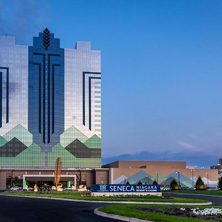 Seneca Niagara Resort & Casino (Adults Only) Niagara Falls Esterno foto